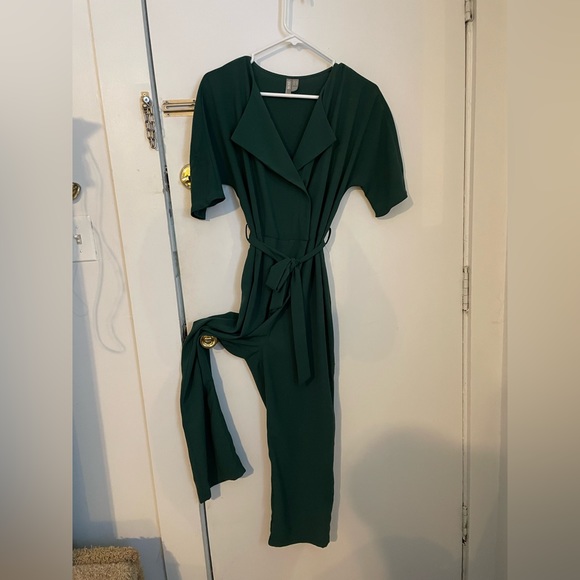 ASOS DESIGN Petite Wrap Jumpsuit With Self Belt - Picture 7 of 9